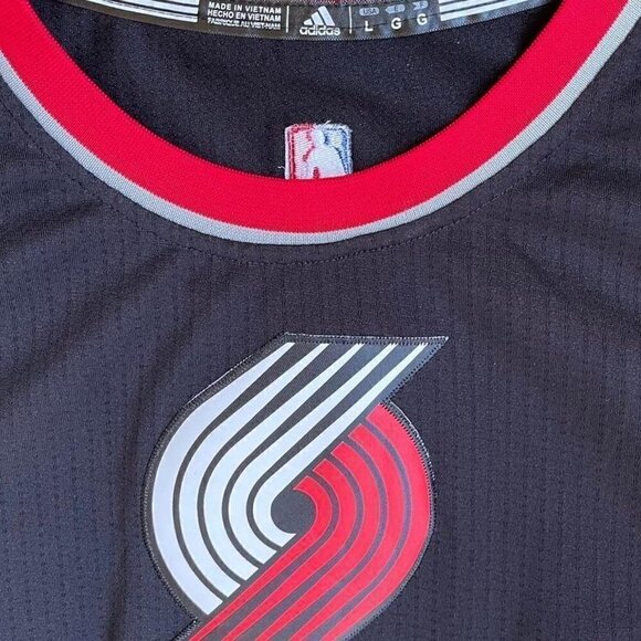 NBA Adidas Jersey Damian Lillard Christmas Day Swingman Portland trailblazers - Picture 4 of 5